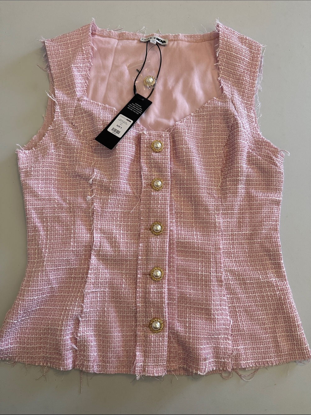 NWT Fashion Nova Women’s Pink Tweed Raw Hem Pearl-Button Vest Top Size S